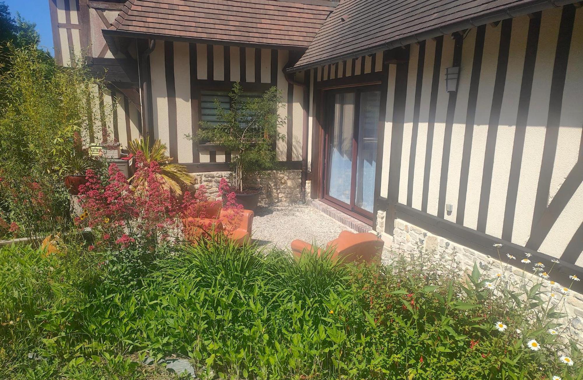 L'herbe Aux Vaches Bed & Breakfast *